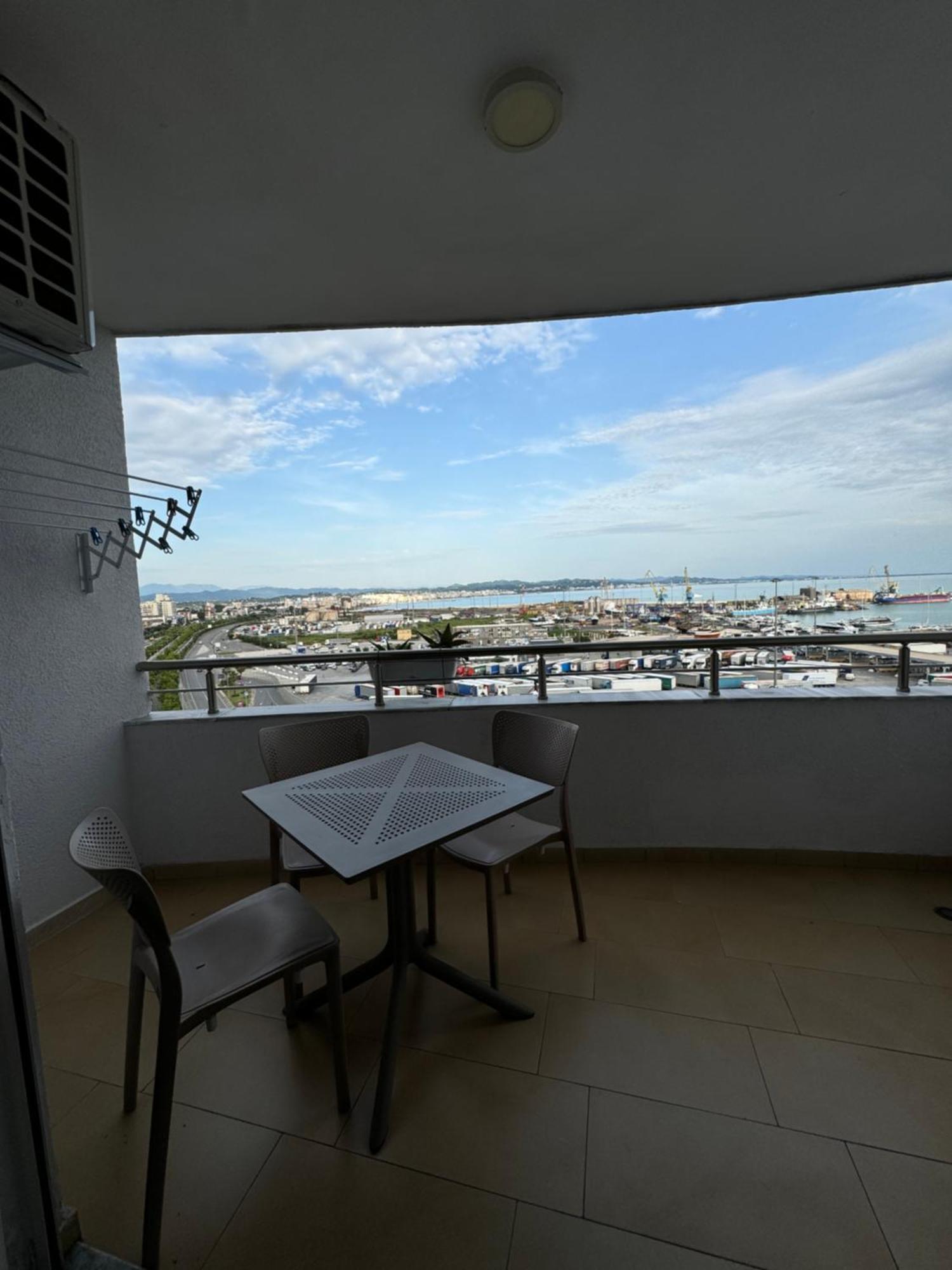 Port View Apartment 1 Durrës Exterior foto